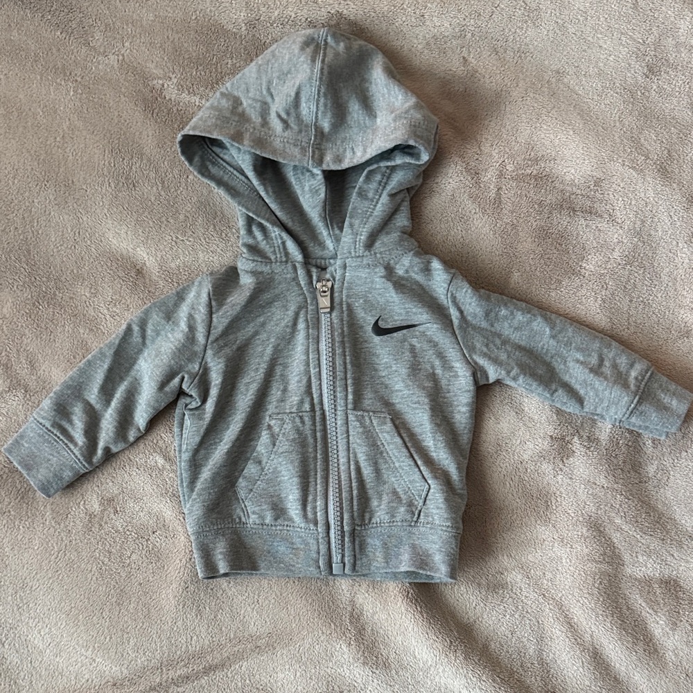Nike Baby Light Gray Zip-Up Hoodie & Sweats Set